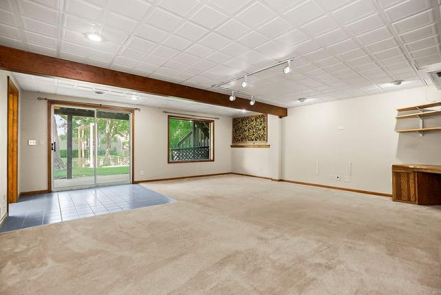 11544 Bradshaw Street, Overland Park, KS 66210