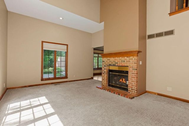 11544 Bradshaw Street, Overland Park, KS 66210