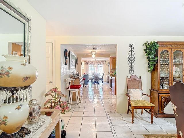 1646 COCKLESHELL DRIVE, Holiday, FL 34690