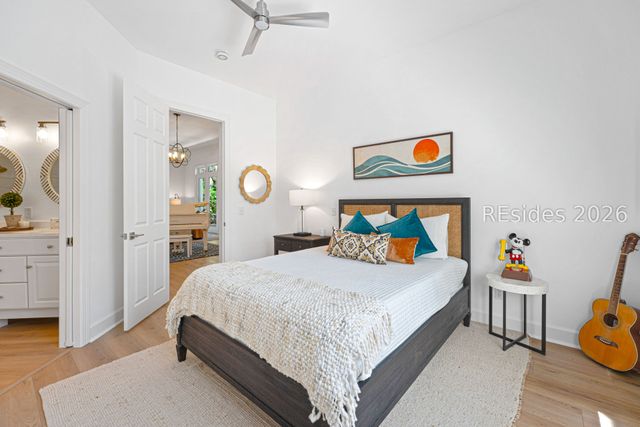 25 Primrose Ln, Hilton Head Island, SC 29926