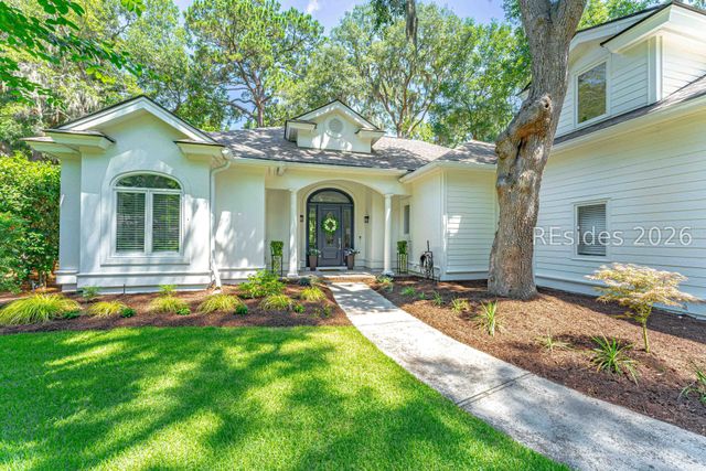 25 Primrose Ln, Hilton Head Island, SC 29926