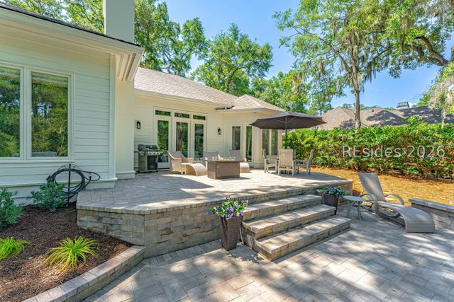 25 Primrose Ln, Hilton Head Island, SC 29926