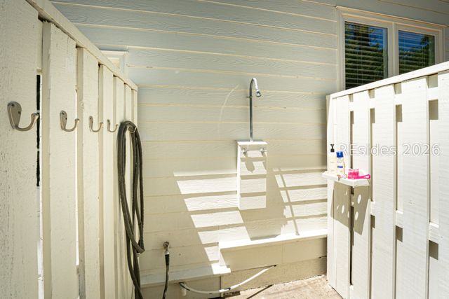 25 Primrose Ln, Hilton Head Island, SC 29926