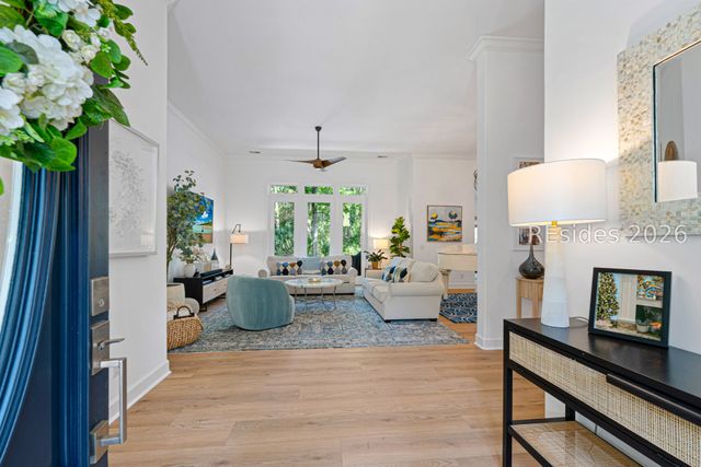 25 Primrose Ln, Hilton Head Island, SC 29926
