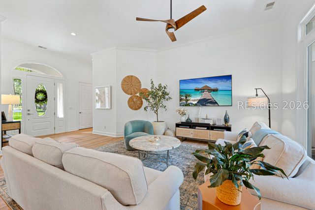 25 Primrose Ln, Hilton Head Island, SC 29926