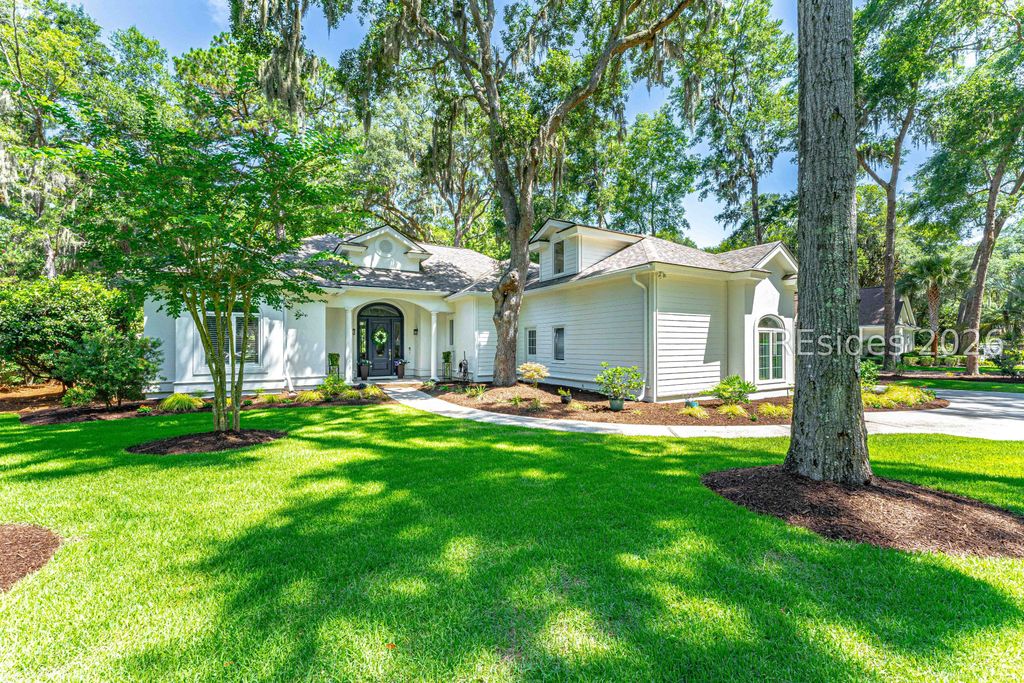 25 Primrose Ln, Hilton Head Island, SC 29926