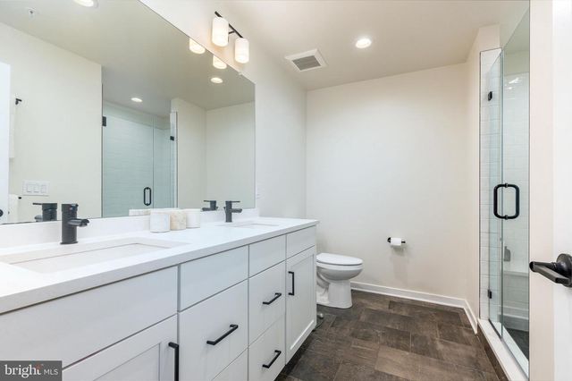 3112 PIERVIEW LN, Philadelphia, PA 19125