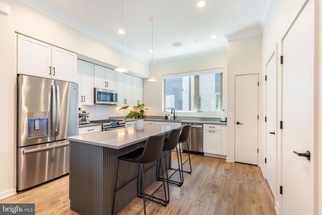 3112 PIERVIEW LN, Philadelphia, PA 19125