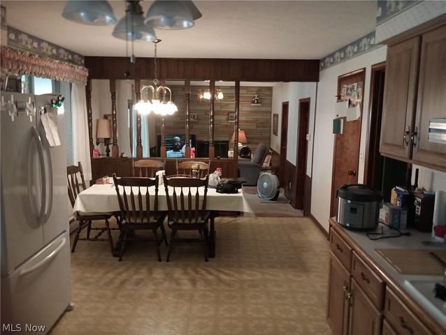 24500 Westwood Road, Westlake, OH 44145