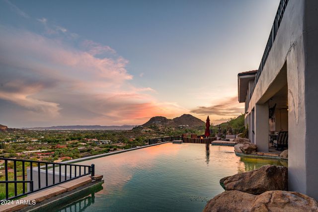 4636 E MOONLIGHT Way, Paradise Valley, AZ 85253