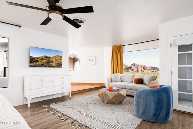 4636 E MOONLIGHT Way, Paradise Valley, AZ 85253