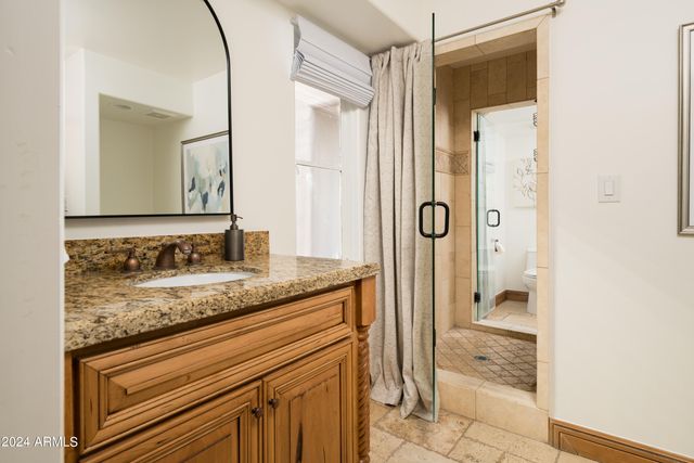 4636 E MOONLIGHT Way, Paradise Valley, AZ 85253