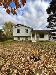 6600 Calhoun Road, Albion, MI 49224