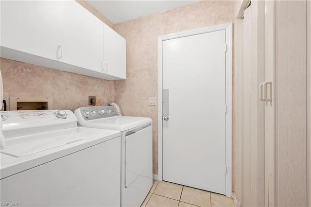 6106 Forest Villas CIR, Fort Myers, FL 33908