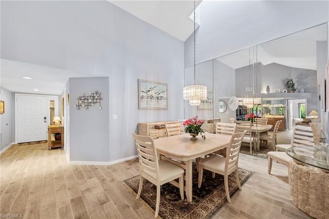 6106 Forest Villas CIR, Fort Myers, FL 33908