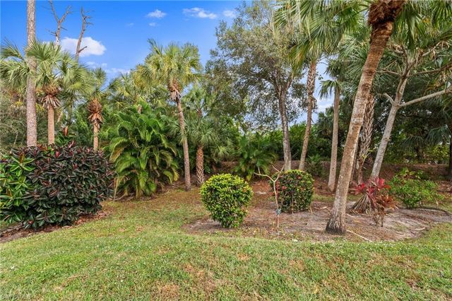 6106 Forest Villas CIR, Fort Myers, FL 33908