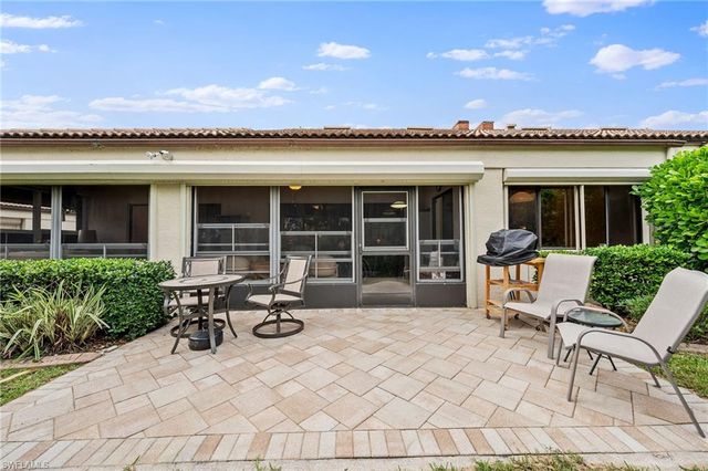 6106 Forest Villas CIR, Fort Myers, FL 33908