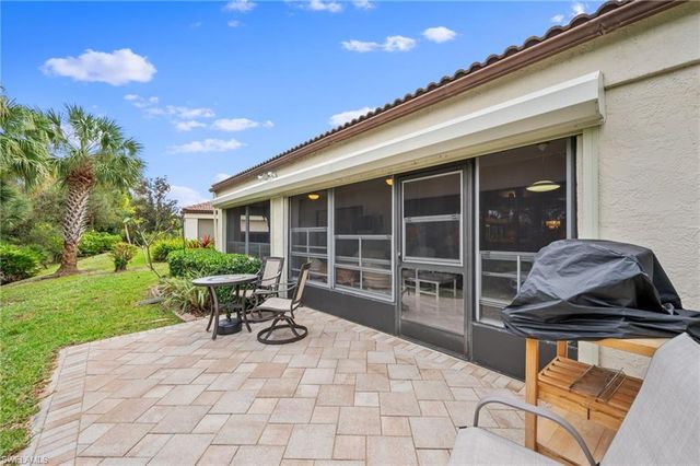 6106 Forest Villas CIR, Fort Myers, FL 33908