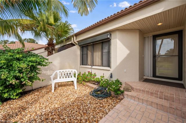 6106 Forest Villas CIR, Fort Myers, FL 33908