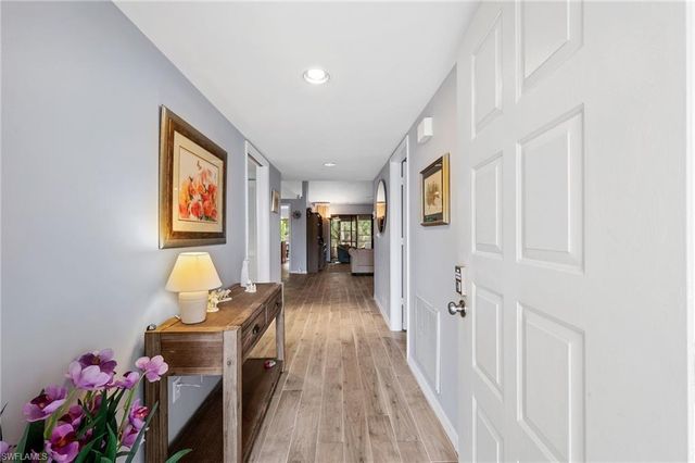 6106 Forest Villas CIR, Fort Myers, FL 33908