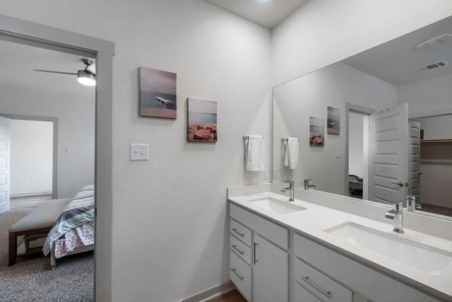 233 NEW HAMPTON WAY, San Marcos, TX 78666