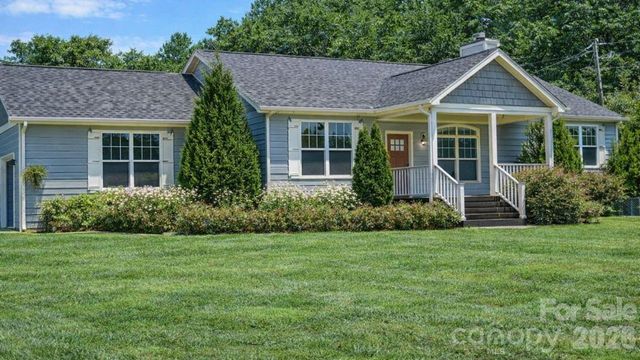 22 Forge Shadow Drive, Mills River, NC 28759