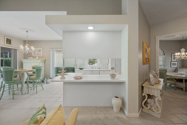 2570 Kittbuck Way, West Palm Beach, FL 33411