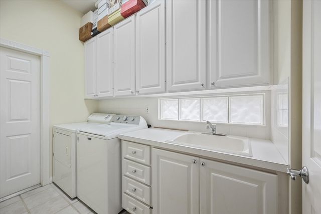 2570 Kittbuck Way, West Palm Beach, FL 33411