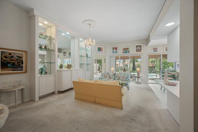 2570 Kittbuck Way, West Palm Beach, FL 33411