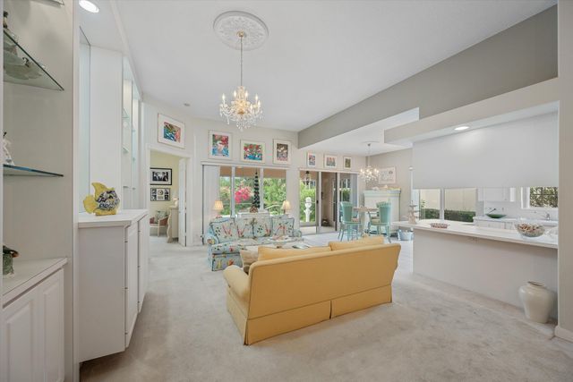 2570 Kittbuck Way, West Palm Beach, FL 33411