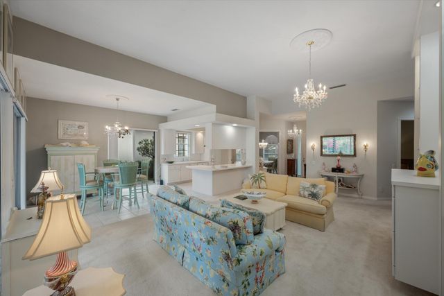 2570 Kittbuck Way, West Palm Beach, FL 33411