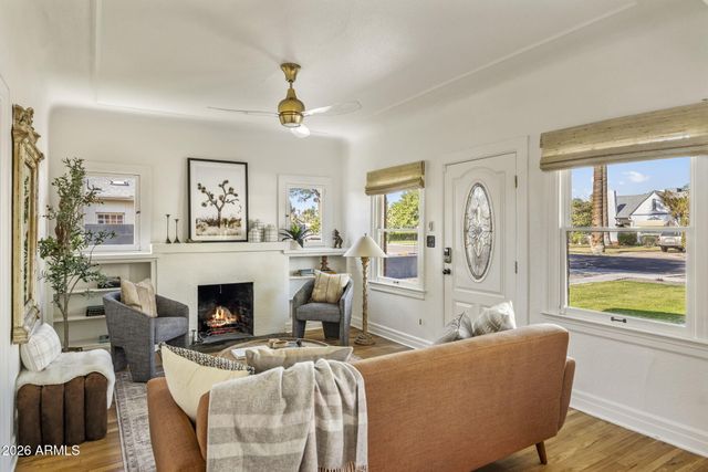 29 W WILSHIRE Drive, Phoenix, AZ 85003