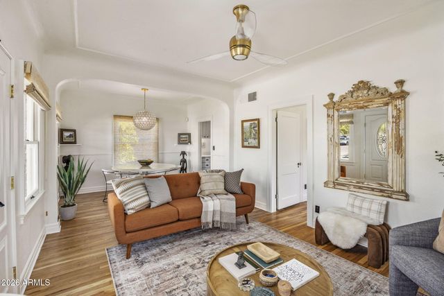 29 W WILSHIRE Drive, Phoenix, AZ 85003