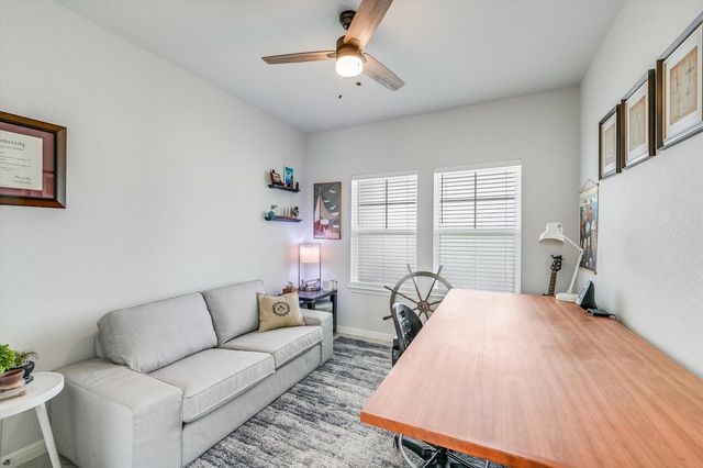 510 Mossy Rock DR, Hutto, TX 78634