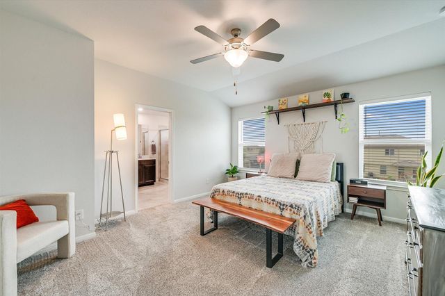 510 Mossy Rock DR, Hutto, TX 78634