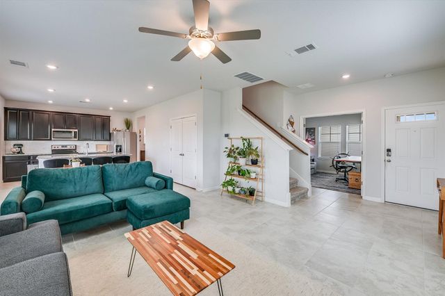 510 Mossy Rock DR, Hutto, TX 78634
