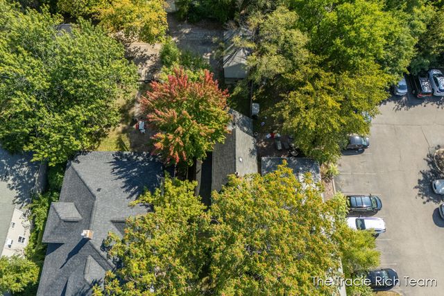 918 Lafayette Avenue, Grand Rapids, MI 49503