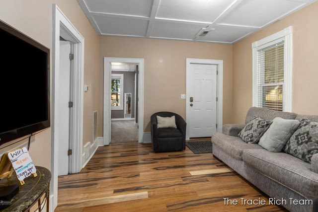 918 Lafayette Avenue, Grand Rapids, MI 49503