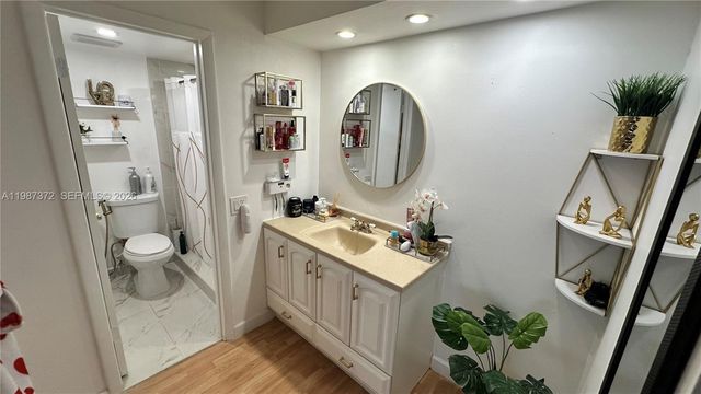 14250 SW 62nd St 517, Miami, FL 33183