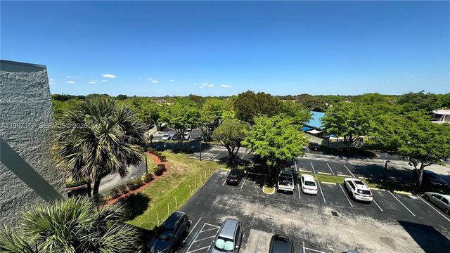 14250 SW 62nd St 517, Miami, FL 33183