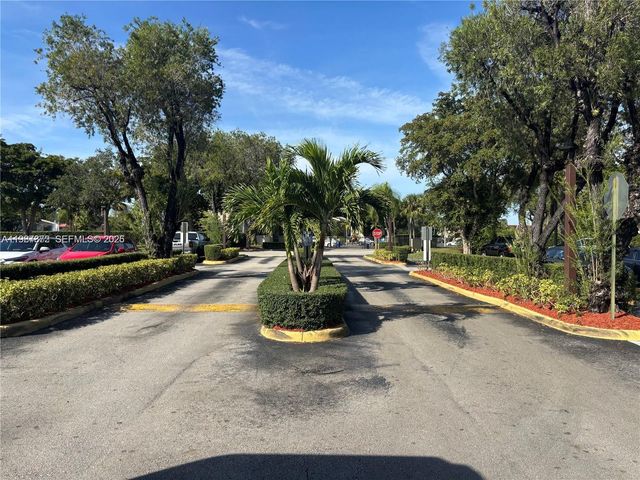 14250 SW 62nd St 517, Miami, FL 33183