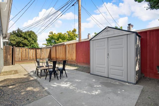 956 W Hacienda, Campbell, CA 95008