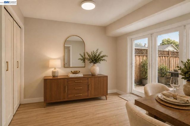 956 W Hacienda, Campbell, CA 95008