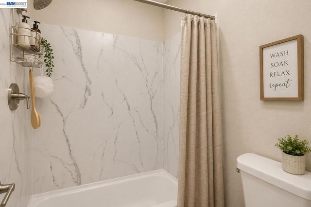 956 W Hacienda, Campbell, CA 95008