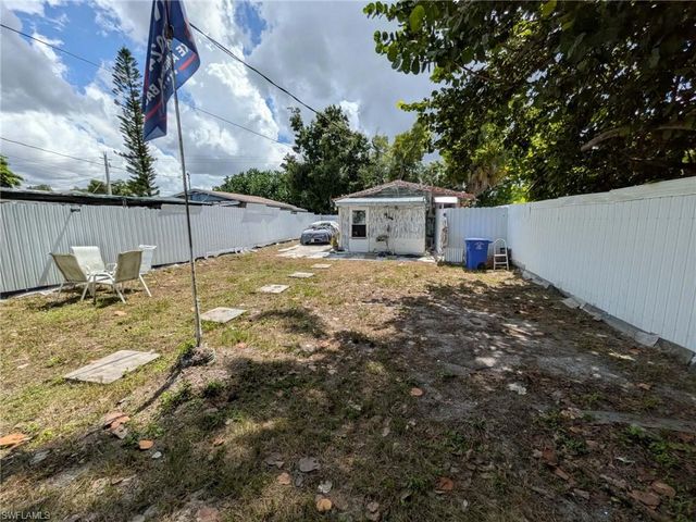 2343 Canal ST, Fort Myers, FL 33901