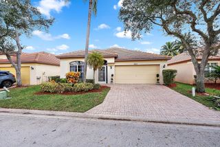 5010 Elpine Way, Riviera Beach, FL 33418