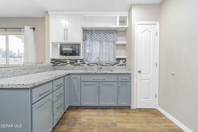 3313 Crown Hill Place, El Paso, TX 79936