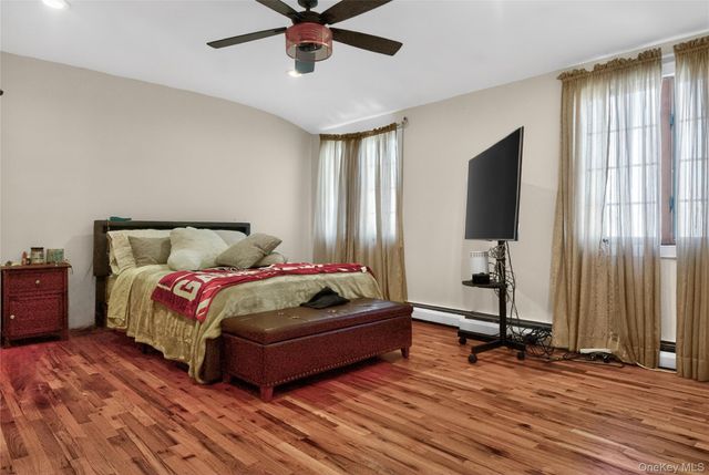 101 Jetmore Place, Massapequa, NY 11758