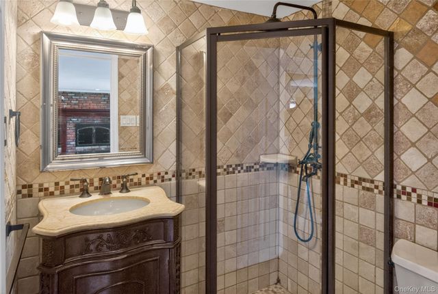 101 Jetmore Place, Massapequa, NY 11758