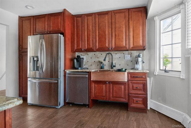 101 Jetmore Place, Massapequa, NY 11758